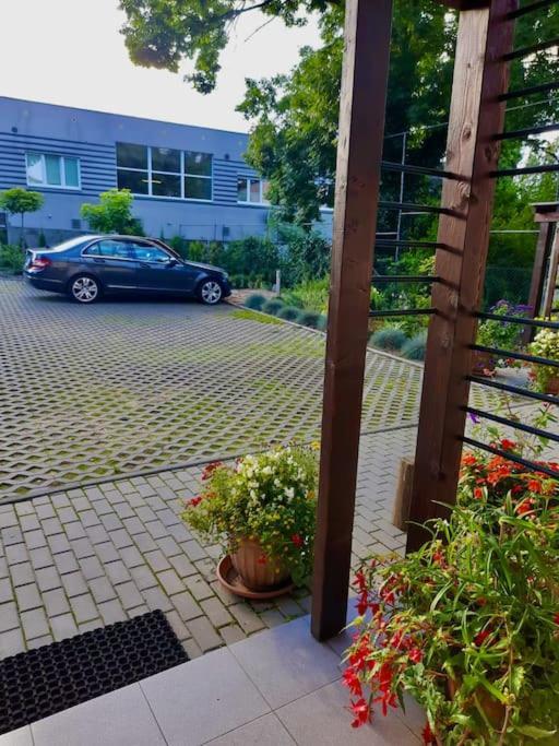 Urocze Mieszkanie 1 Z Parkingiem 卡托维兹 外观 照片